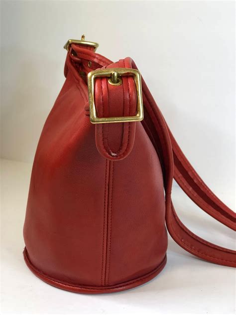 coach bucket bag vintage.